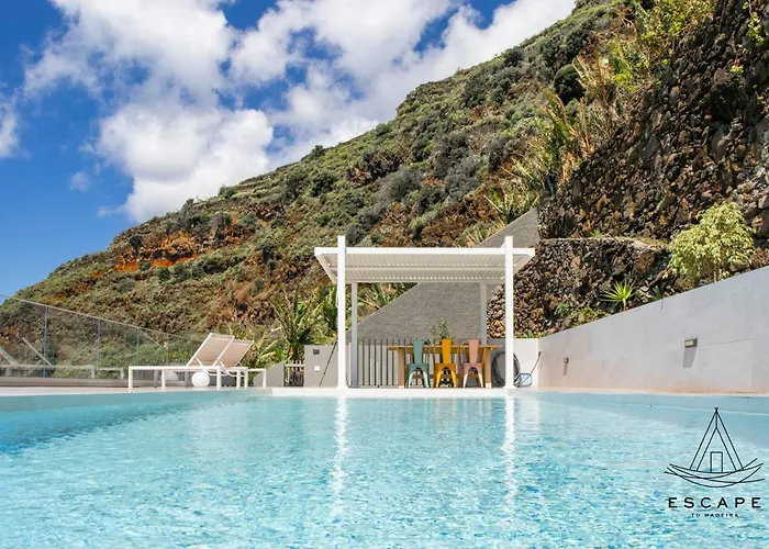 فيلة Nicuma By Escape To Madeira كالهيتا