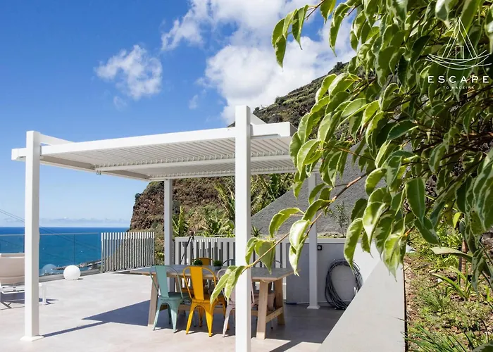 Nicuma By Escape To Madeira * كالهيتا